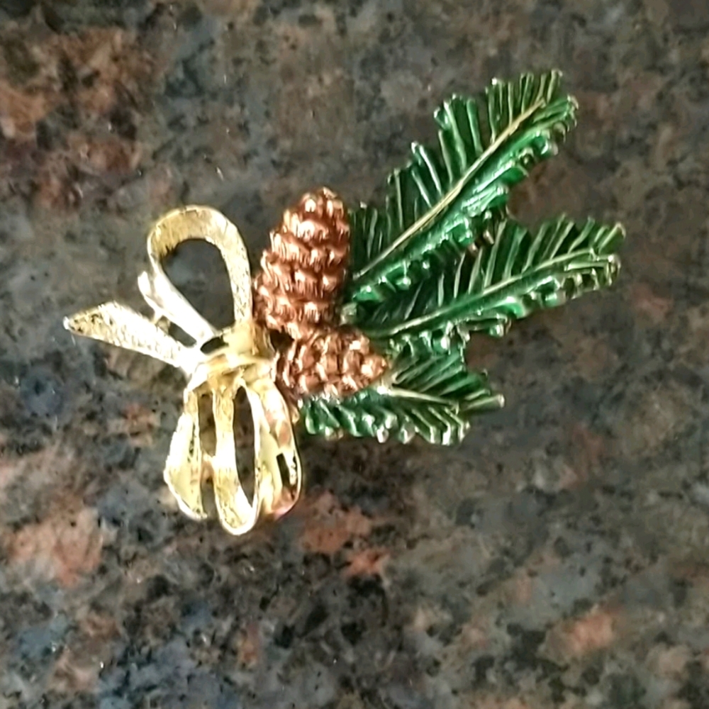 Brooch